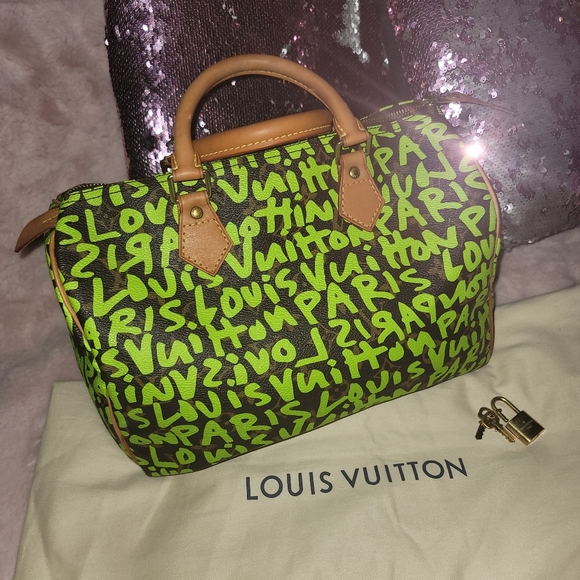 Rare limited edition vintage louis vuitton Graffit handbag - Picture 16 of 16